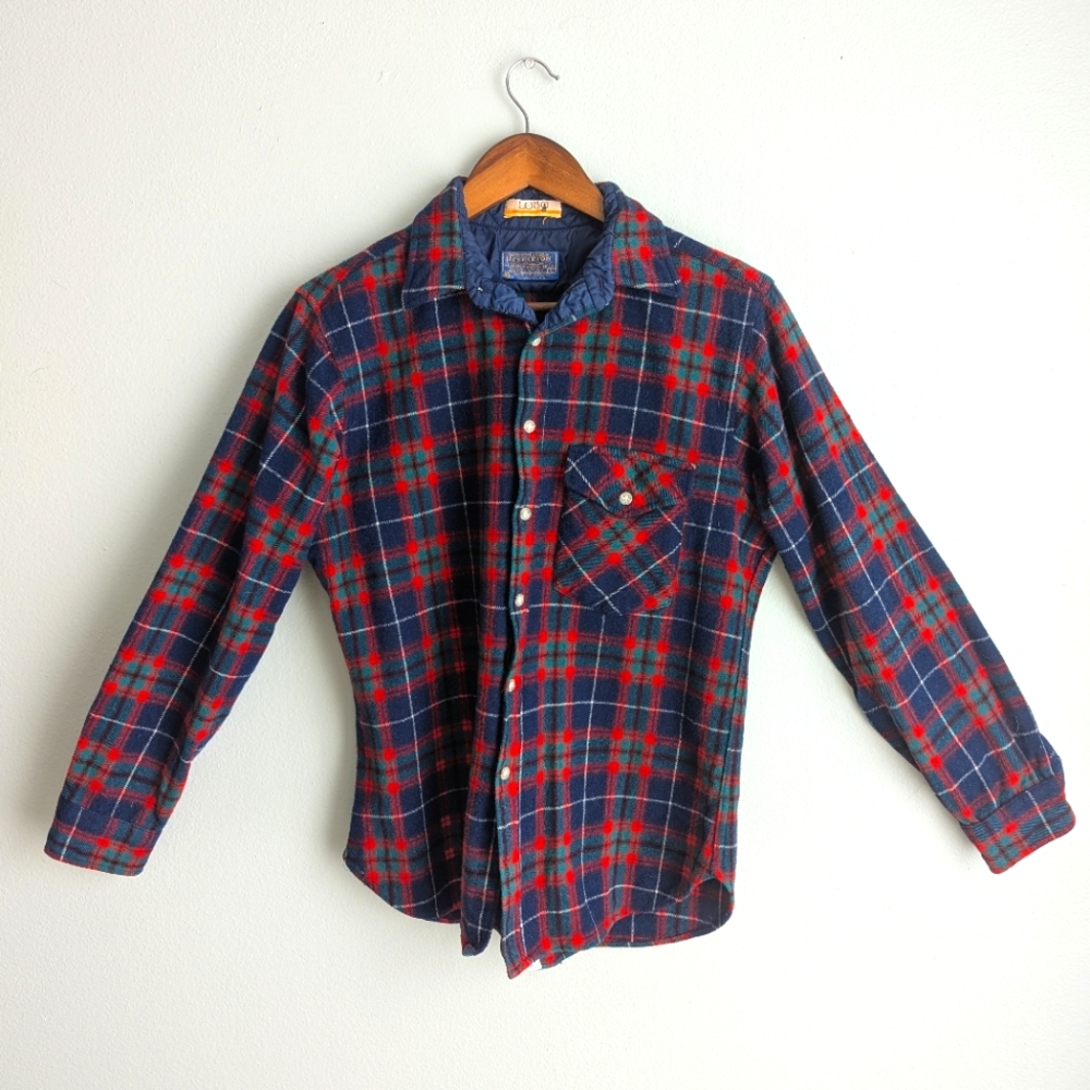 ✨VINTAGE✨ 1970's Pendleton Plaid Button Down - 100% Virgin Wool - Women's  Med
